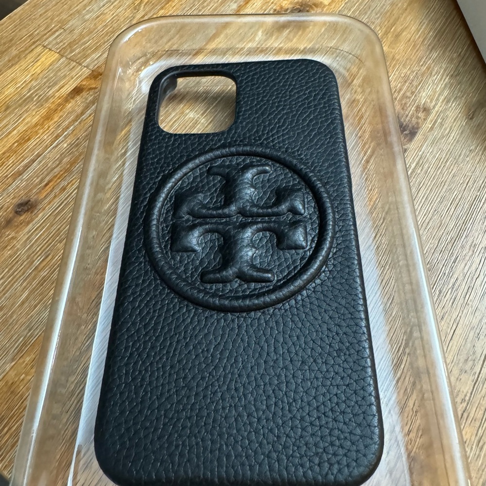 New in box, Tory Burch hardshell case for iPhone 12/12 Pro